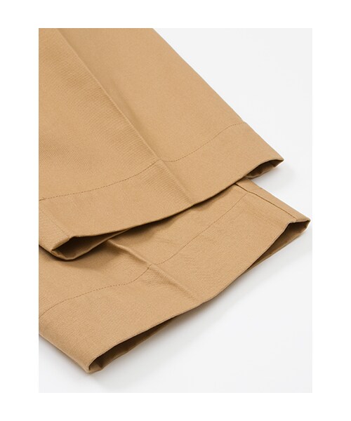 w closet（ダブルクローゼット）の「【A/W】コットンツイル8分丈ワイドクロップドタックパンツ（パンツ・レディース・ベージュ/ブラック・FREE）」の9枚目の写真