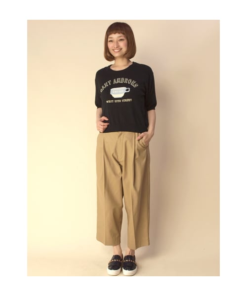 w closet（ダブルクローゼット）の「【A/W】コットンツイル8分丈ワイドクロップドタックパンツ（パンツ・レディース・ベージュ/ブラック・FREE）」の11枚目の写真