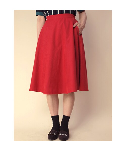 w closet(ダブルクローゼット)の「【A/W】カルゼ生地ひざ下丈フレアスカート(パンツ・レディース・レッド/Dブルー/ブラック・FREE)」の1枚目の写真