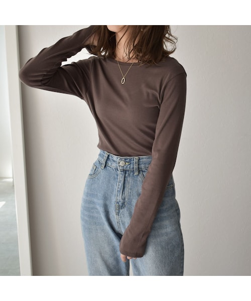 Lavish Gate（ラヴィッシュゲート）の「nh-tops-07002　バックオープン　リブ スリットスリーブ カットソ－　アイボリー　グレージュ　ダスティパープル　モカブラウン（Tシャツ/カットソー・レディース・その他）」の5枚目の写真