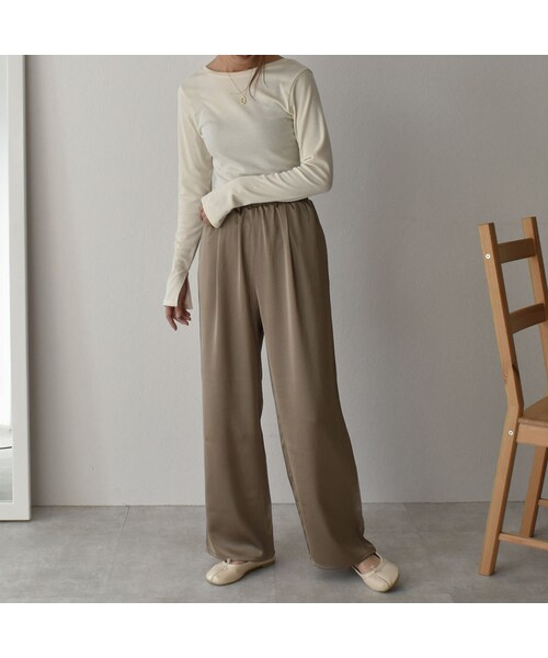 Lavish Gate(ラヴィッシュゲート)の「nh-bottoms-07001 サテン タック ワイドパンツ ラベンダー モカ(その他パンツ・レディース・その他)」の7枚目の写真