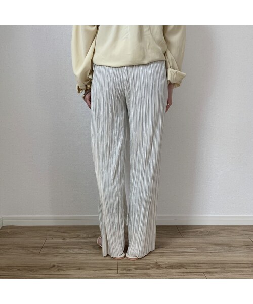 STORES.jp（ストアーズドットジェーピー）の「ギャザーパンツ/ white（その他パンツ・レディース・その他）」の9枚目の写真