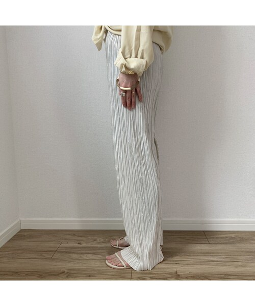 STORES.jp（ストアーズドットジェーピー）の「ギャザーパンツ/ white（その他パンツ・レディース・その他）」の8枚目の写真