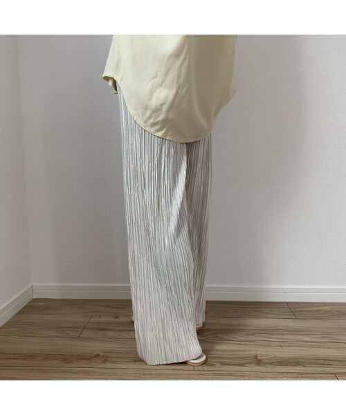 STORES.jp（ストアーズドットジェーピー）の「ギャザーパンツ/ white（その他パンツ・レディース・その他）」の3枚目の写真