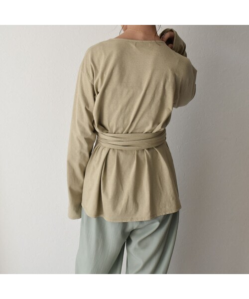 Lavish Gate（ラヴィッシュゲート）の「nh-tops-04028　日本製　ワンショルダーラップ　 ロング Tシャツ　エクリュ　カーキベージュ（Tシャツ/カットソー・レディース・その他）」の7枚目の写真