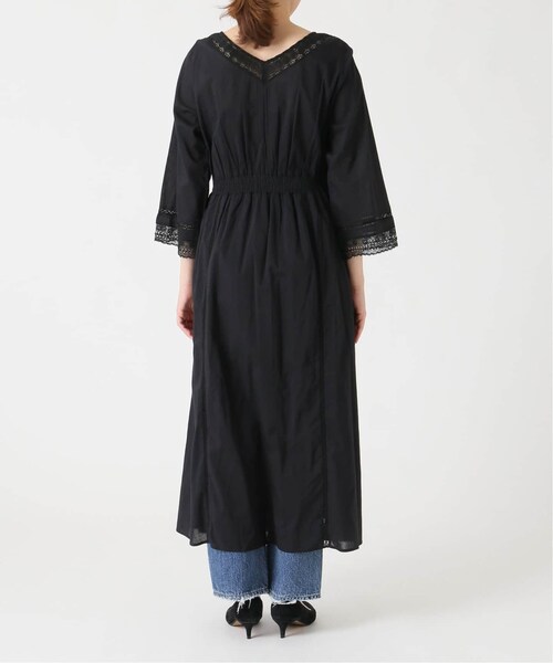 ☆新品タグ付き☆ SLOBE IENA レースVネックワンピース SLOBE IENA エンブロイダリーレースVネックワンピース ブラック