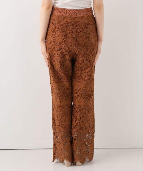 SLOBE IENA(スローブイエナ)の「レースフレアーパンツ◆(パンツ・ホワイト/36/在庫なし/38/40)」の10枚目の写真