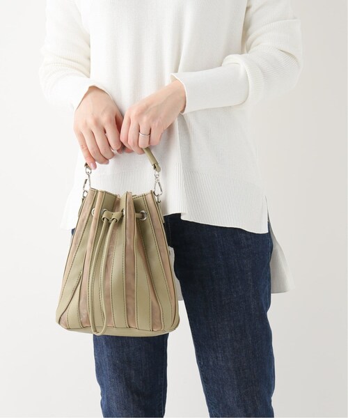 B.C STOCK(ベーセーストック)の「チュールコンビキンチャクBAG◆(バッグ・ブラック/フリー/在庫あり)」の5枚目の写真