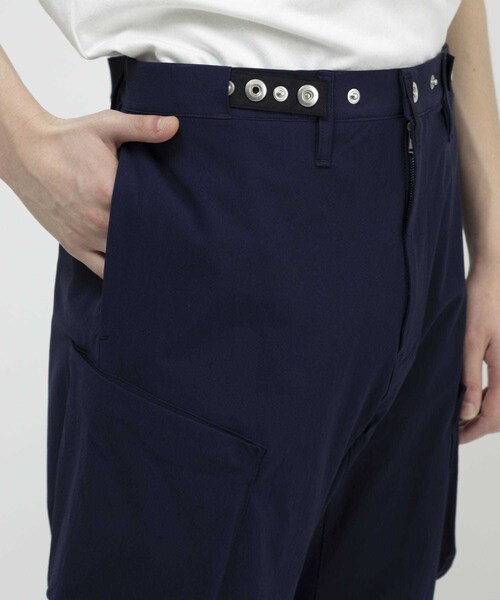 POLIQUANT（ポリクアント）の「FUNCTIONAL ADJUSTABLE CARGO PANTS（パンツ・メンズ・BLACK/NAVY）」の6枚目の写真