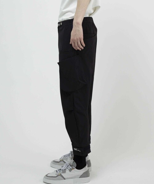 POLIQUANT（ポリクアント）の「FUNCTIONAL ADJUSTABLE CARGO PANTS（パンツ・メンズ・BLACK/NAVY）」の14枚目の写真