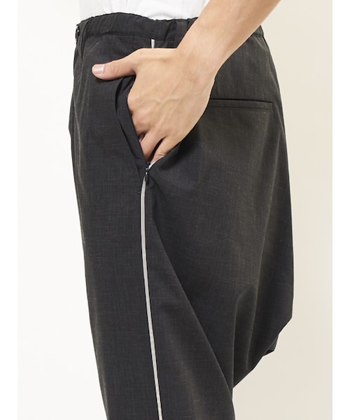 WHIZLIMITED 22S/S SARROUEL PANTS サルエルパンツ WHIZLIMITED / SARROUEL PANTSは、スラックスのような雰囲気を