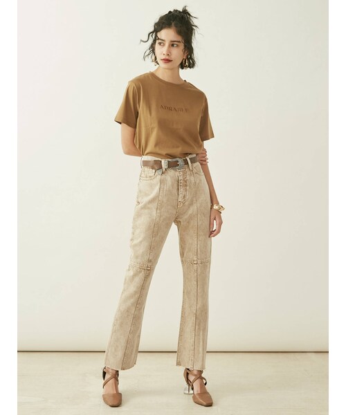 EVRIS(エヴリス)の「ケミカルウォッシュストレートデニムパンツ(デニムパンツ・ベージュ/アイスブルー・S/M)」の5枚目の写真