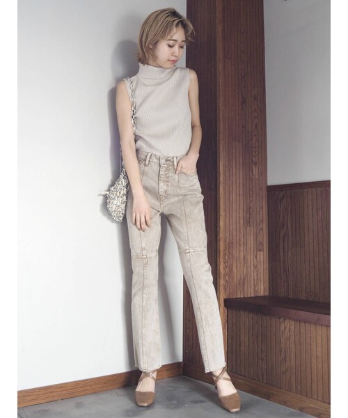 EVRIS(エヴリス)の「ケミカルウォッシュストレートデニムパンツ(デニムパンツ・ベージュ/アイスブルー・S/M)」の13枚目の写真