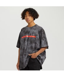UNIQLO | ピーターサヴィルリミックス オーバーサイズ UT（グラフィックTシャツ・半袖）(Tシャツ/カットソー)