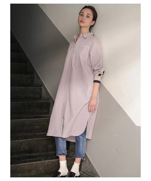 YECCA VECCA（イェッカヴェッカ）の「カットオフストレッチデニムパンツ（パンツ・ライトグレー/インディゴ・S/M/L）」の17枚目の写真