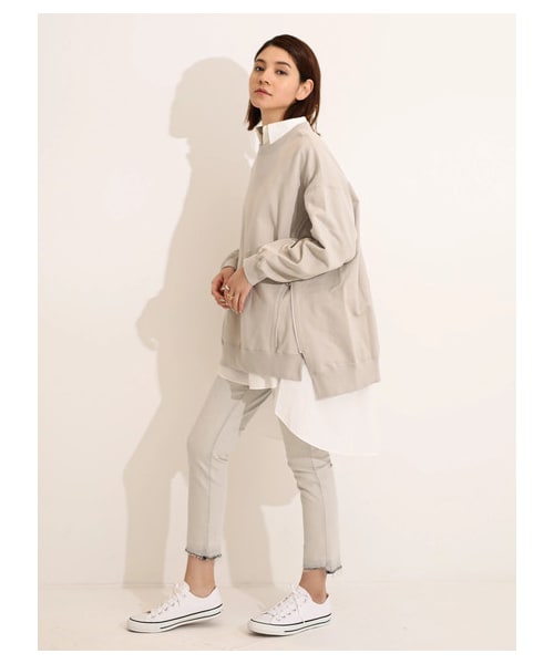 YECCA VECCA（イェッカヴェッカ）の「カットオフストレッチデニムパンツ（パンツ・ライトグレー/インディゴ・S/M/L）」の7枚目の写真