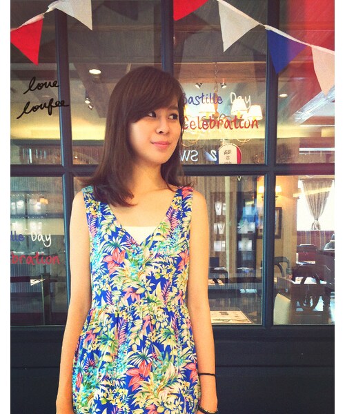 LOVFEE（ラッフィ）の「仲夏花卉V領小排釦無袖洋裝（ワンピース/ドレス・レディース・藍・S/M/L）」の7枚目の写真