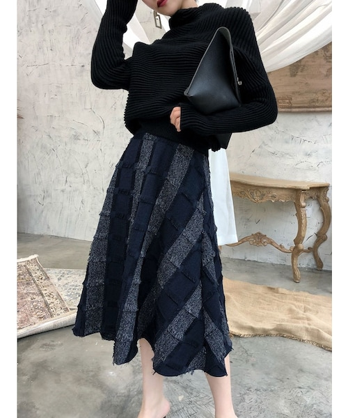 no brand(ノーブランド)の「フリンジ チェック フレア Aライン ミディ丈 スカート・ブルー(スカート・レディース・その他)」の4枚目の写真