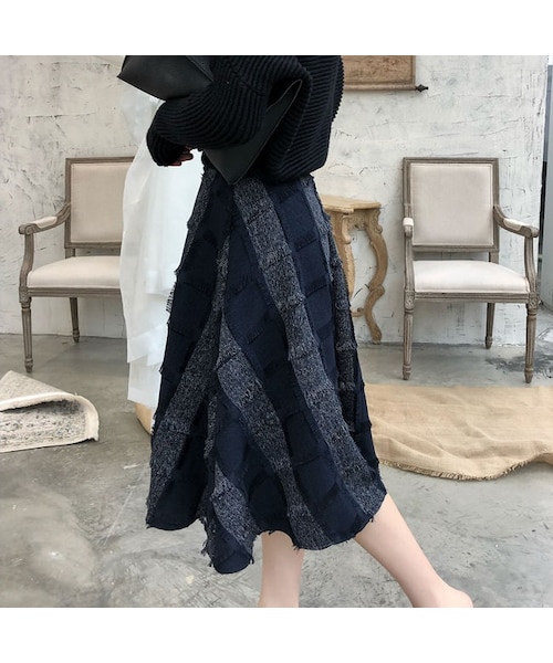 no brand(ノーブランド)の「フリンジ チェック フレア Aライン ミディ丈 スカート・ブルー(スカート・レディース・その他)」の5枚目の写真