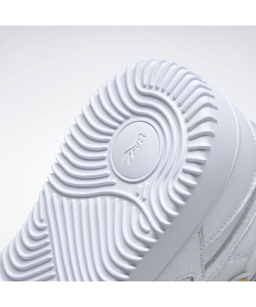 リーボックVictoria Beckham x Reebok Dual Court Midスニーカー Reebok Victoria Beckham x Dual Court Mid 'Paper White' FY2468
