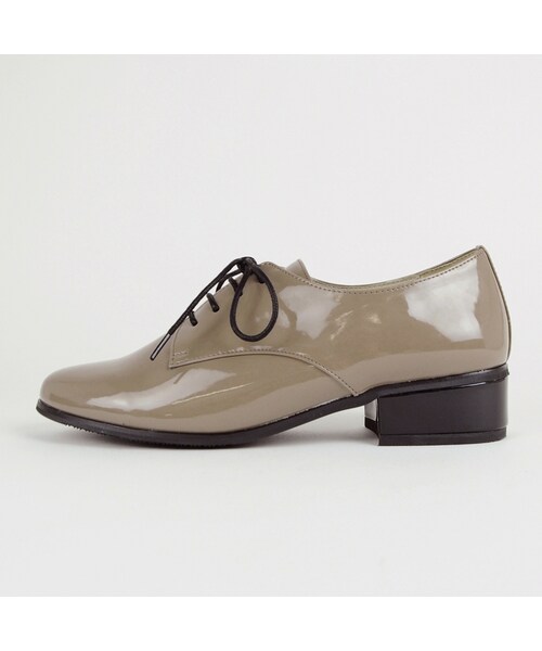 ORiental TRaffic（オリエンタルトラフィック）の「エナメルレースアップシューズ（シューズ・レディース・ベージュ/ブラック/ネイビー・S/M/L/LL）」の4枚目の写真