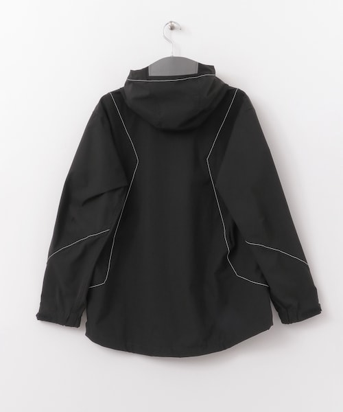 and wander（アンドワンダー）の「and wander UV shield jacket