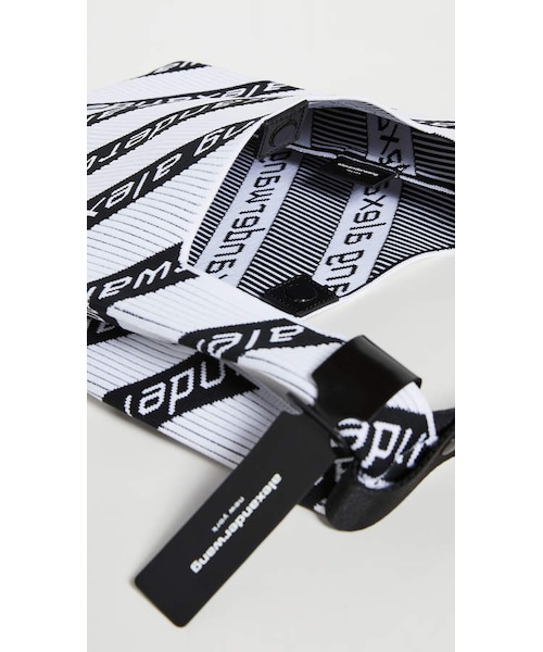 alexanderwang(アレキサンダーワン)の「Alexander Wang Knit Medium Shopper Bag(トートバッグ・レディース・White・One Size)」の6枚目の写真