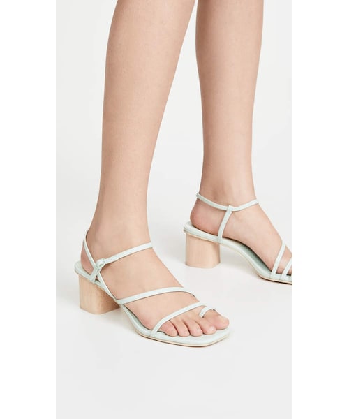 (取寄) ドルチェヴィータ レディース  Dolce Vita women Yela White Dolce Vita（ドルチェヴィータ）の「Dolce Vita Zyda Sandals（その他