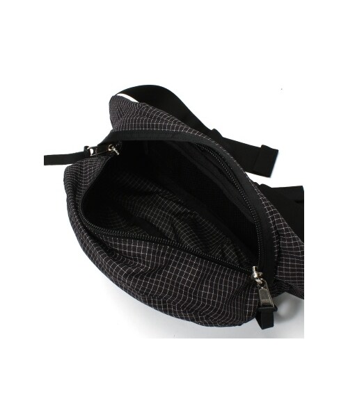 GREGORY（グレゴリー）の「GREGORY / グレゴリー: TAILMATE / ファニーパック（ショルダーバッグ・ブラック/ブラック A/カーキ A・フリー）」の8枚目の写真