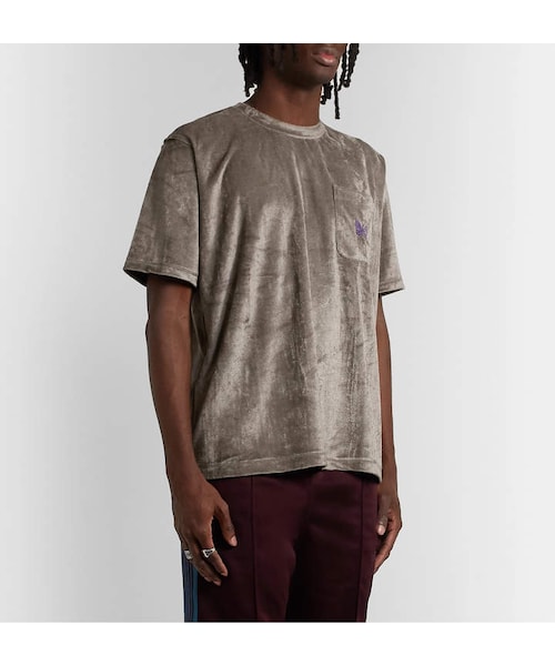 Needles（ニードルス）の「Needles Logo-Embroidered Velour T