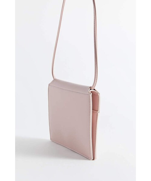 Urban Outfitters（アーバンアウトフィッターズ）の「Urban Outfitters Margot Flap Crossbody