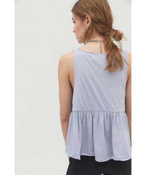 URBAN OUTFITTERS（アーバンアウトフィッターズ）の「Urban Outfitters UO Cali Plunging Babydoll Cami（その他アンダーウェア/インナー・レディース・White/Black/Blue・XS/S/M/L）」の6枚目の写真