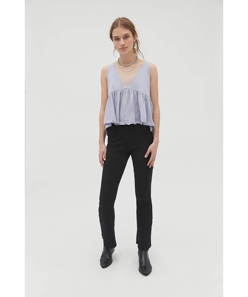 URBAN OUTFITTERS（アーバンアウトフィッターズ）の「Urban Outfitters UO Cali Plunging Babydoll Cami（その他アンダーウェア/インナー・レディース・White/Black/Blue・XS/S/M/L）」の9枚目の写真