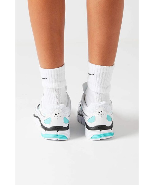 NIKE（ナイキ）の「Nike P-6000 Sneaker（スニーカー・レディース・Silver/Gold/White・6/7/8/5/6.5/7.5/8.5/9/9.5）」の12枚目の写真