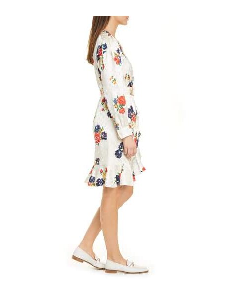 TORY BURCH(トリーバーチ)の「Tory Burch Floral Print Long Sleeve Silk Wrap Dress(ワンピース・レディース・White・0/2/8/4/10/00/6/12/14)」の3枚目の写真
