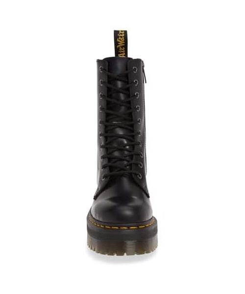 Dr. Martens(ドクターマーチン)の「Dr. Martens Jadon Hi Platform Boot(ブーツ・レディース・Black・10us/ 8uk/7us/ 5uk/9us/ 7uk/8us/ 6uk/6us/ 4uk/11us/ 9uk/5us/ 3uk)」の3枚目の写真