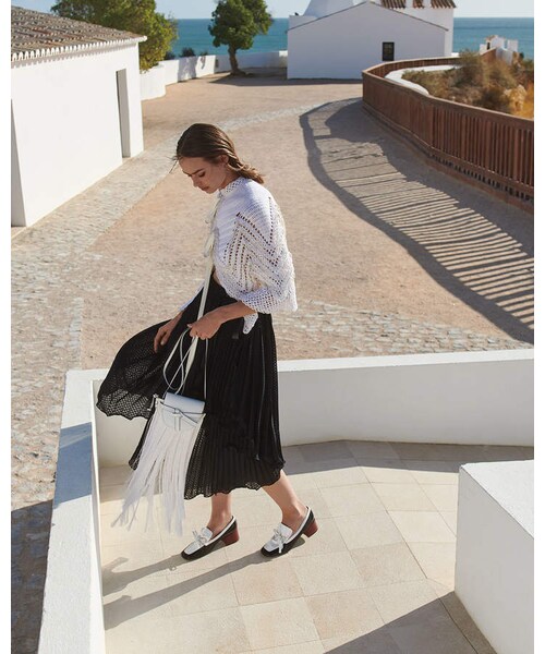 LOEWE（ロエベ）の「Loewe Gate Mini Fringe Crossbody Bag