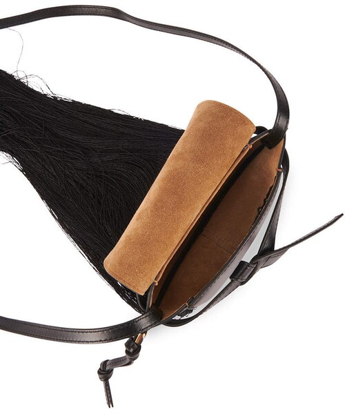 LOEWE（ロエベ）の「Loewe Gate Mini Fringe Crossbody Bag