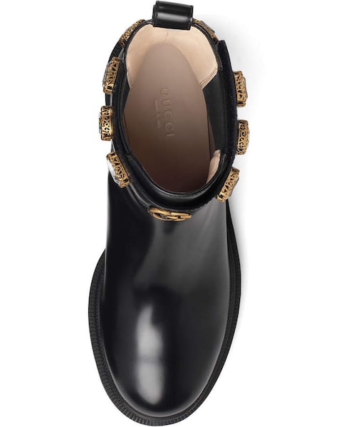 GUCCI(グッチ)の「Gucci Trip Leather Chelsea Boots(ブーツ・レディース・Black・5b / 35eu/5.5b / 35.5eu/6b / 36eu/7b / 37eu/7.5b / 37.5eu/8b / 38eu/8.5b / 38.5eu/9b / 39eu/9.5b / 39.5eu/10b / 40eu/10.5b / 40.5eu/11b / 41eu/12b / 42eu)」の2枚目の写真