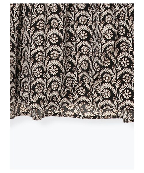 Te chichi（テチチ）の「【Special Price】デシンアラベスク柄ロングスカート（スカート・オフホワイト/ブラック/キャメル・M）」の5枚目の写真