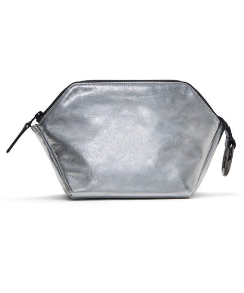 N.（エヌ）の「Transience ZipTop Metallic Leather Cosmetics Bag（メイクブラシ）」 WEAR