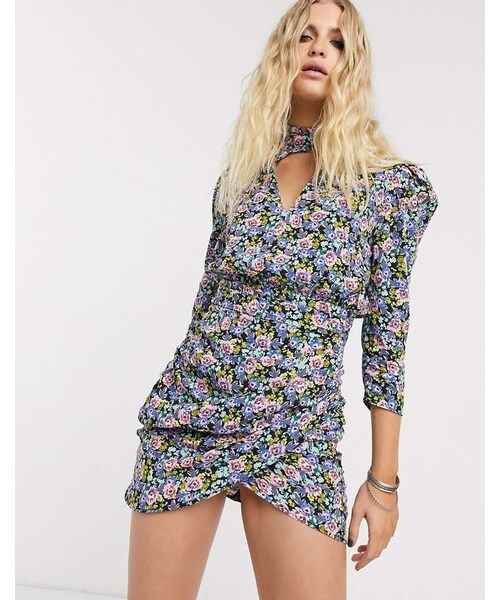 Bershka ベルシュカ の Bershka V Neck Dress In Floral Print ワンピース Wear