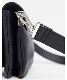 BERSHKA｜ストラップボウリングバッグ BERSHKA】ストラップ付きボウリングバッグ 8987/184/800