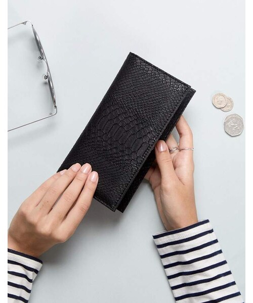Asos（エイソス）の「Asos Design ASOS DESIGN croc effect foldover ladies' wallet