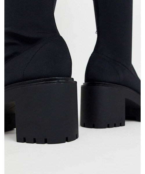 Bershka（ベルシュカ）の「Bershka chunky sole pull on boots