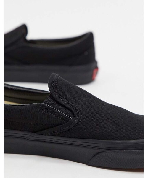 VANS（バンズ）の「Vans Classic Slip-On sneakers in black/black（スニーカー・レディース・Black・5.5/6/6.5/7/7.5/8/8.5/9/9.5/10/10.5/11）」の3枚目の写真