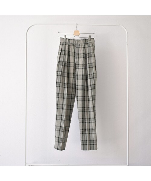 Lavish Gate（ラヴィッシュゲート）の「nh-bottoms-02060　チェック　セミワイド タック テーパード パンツ 　ピスタチオ（スラックス・レディース・その他）」の5枚目の写真