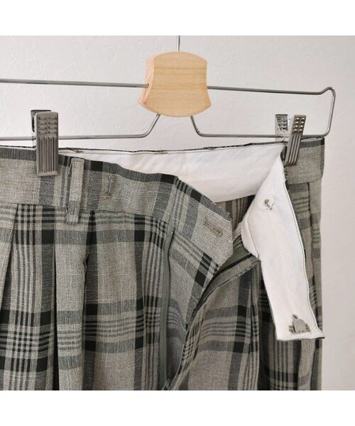 Lavish Gate（ラヴィッシュゲート）の「nh-bottoms-02060　チェック　セミワイド タック テーパード パンツ 　ピスタチオ（スラックス・レディース・その他）」の7枚目の写真