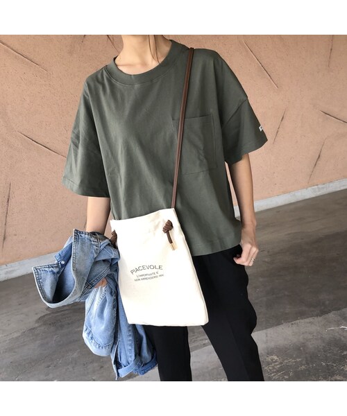 copine（コピン）の「4月13日再入荷！大人気シリーズNEWカラー登場！ポケット付きバックロゴtシャツ (3color)【クリックポスト対象商品】（Tシャツ/カットソー・レディース・その他）」の2枚目の写真