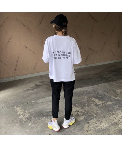 copine（コピン）の「4月13日再入荷！大人気シリーズNEWカラー登場！ポケット付きバックロゴtシャツ (3color)【クリックポスト対象商品】（Tシャツ/カットソー・レディース・その他）」の10枚目の写真